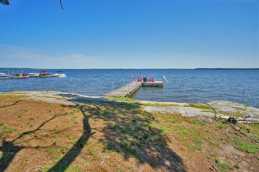 302 Present Island Honey Harbour Bay