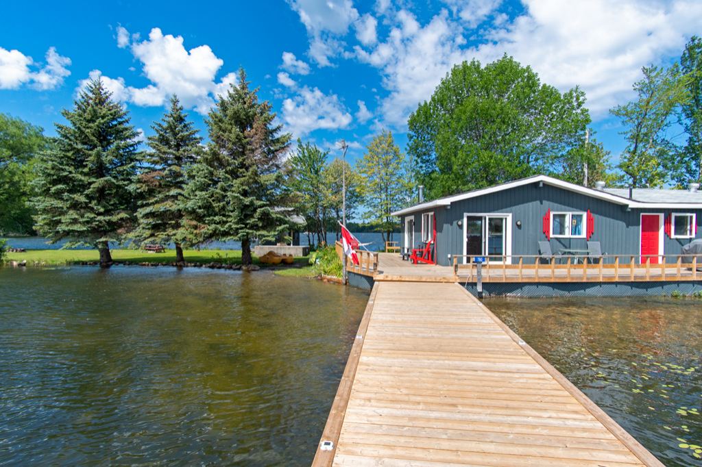 2 Island 780 Honey Harbour Georgian Bay image 0