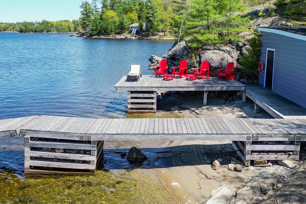 15052 Georgian Bay Shore Honey Harbour Muskoka image 11