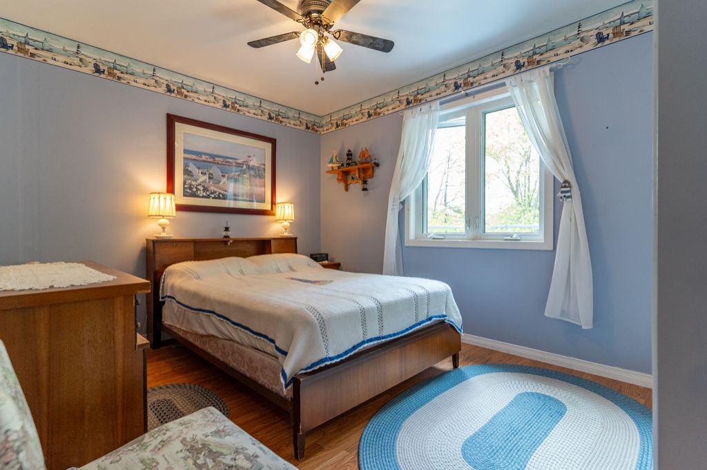 10080 Georgian Bay Shore Honey Harbour Muskoka image 15