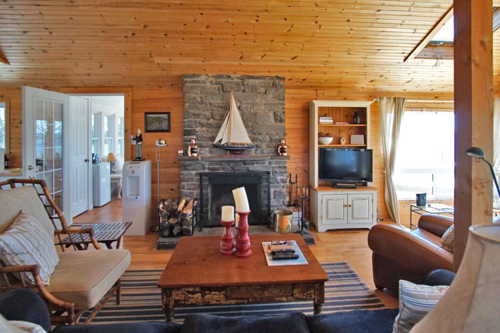 2 Island 130 Honey Harbour Georgian Bay image 2