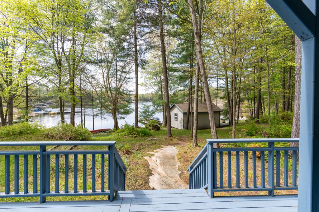 10080 Georgian Bay Shore Honey Harbour Muskoka image 21