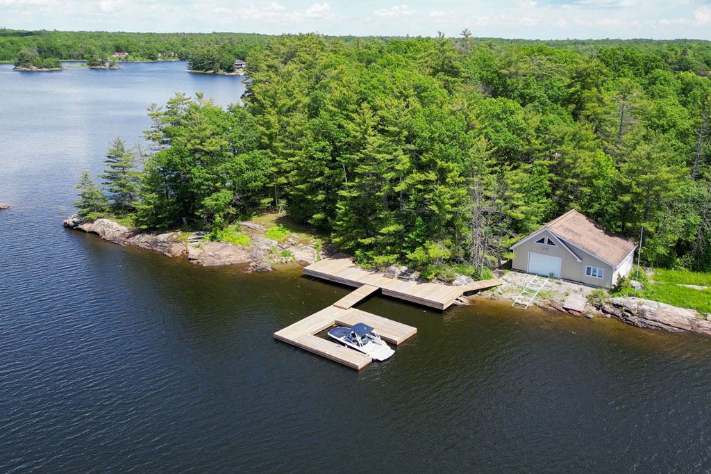Cow Island Honey Harbour Georgian Bay Muskoka image 25