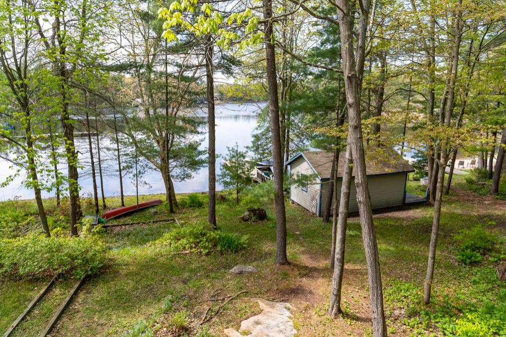 10080 Georgian Bay Shore Honey Harbour Muskoka image 3