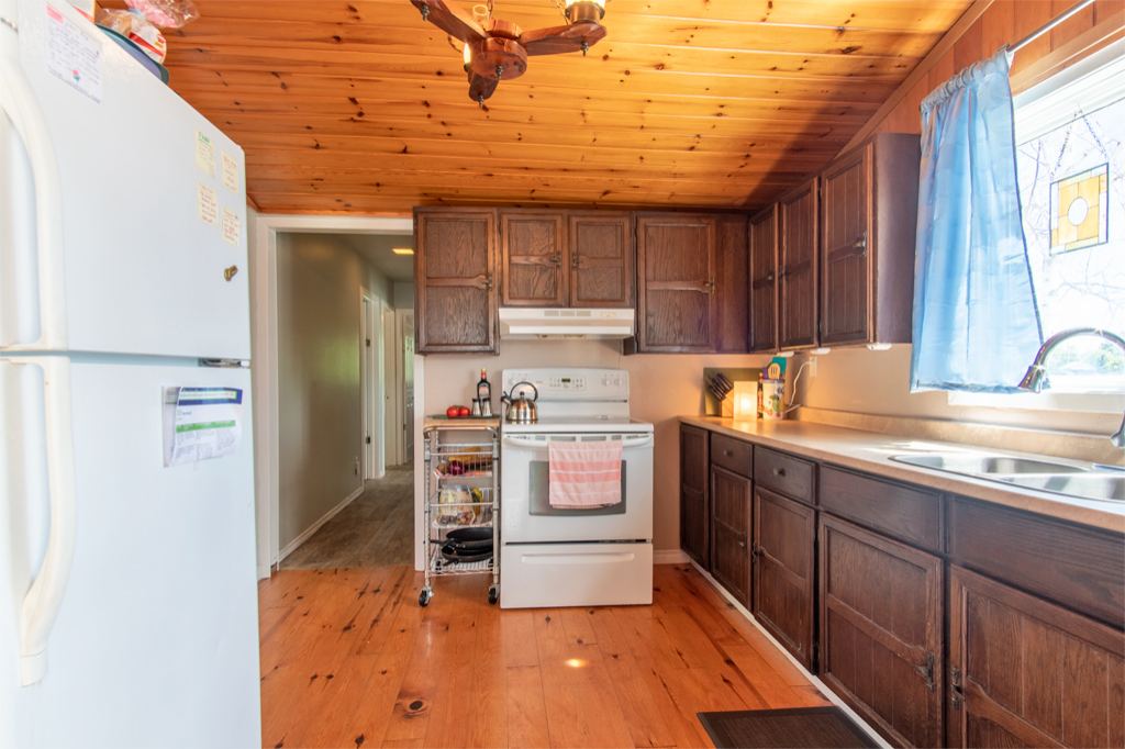 2 Island 780 Honey Harbour Georgian Bay image 8